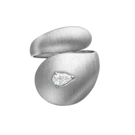 18K White Gold Brushed Pear Diamond Ring