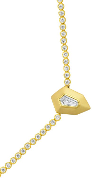 18K yellow gold diamond necklace with bezel-set round diamonds and geometric centre motif