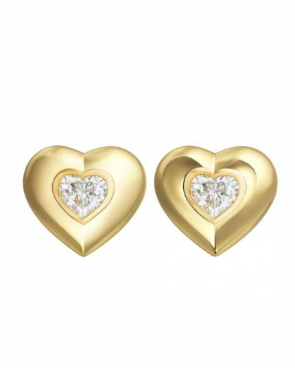 18K yellow gold earring with heart-shaped design and diamond centre