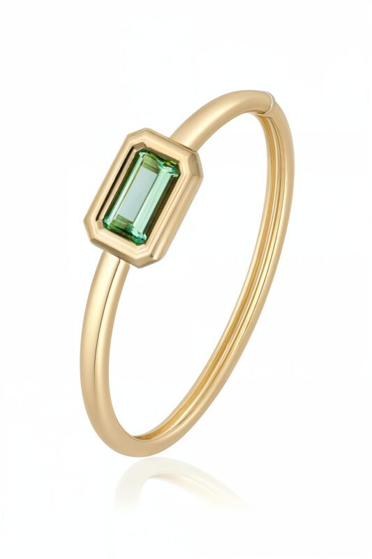 18K Yellow Gold High Gloss Green Tourmaline Emerald-Cut Bangle
